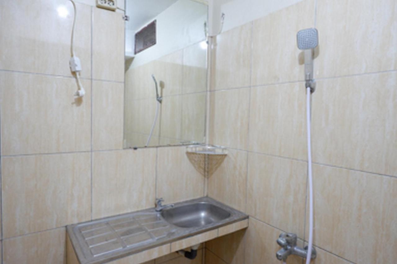 Hotel Reddoorz Near Rsud Kudus Zewnętrze zdjęcie