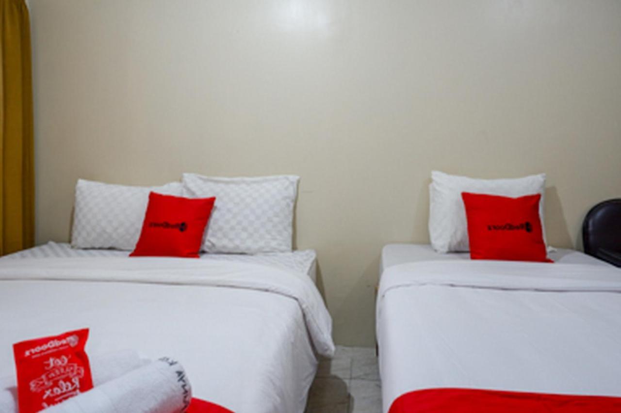 Hotel Reddoorz Near Rsud Kudus Zewnętrze zdjęcie