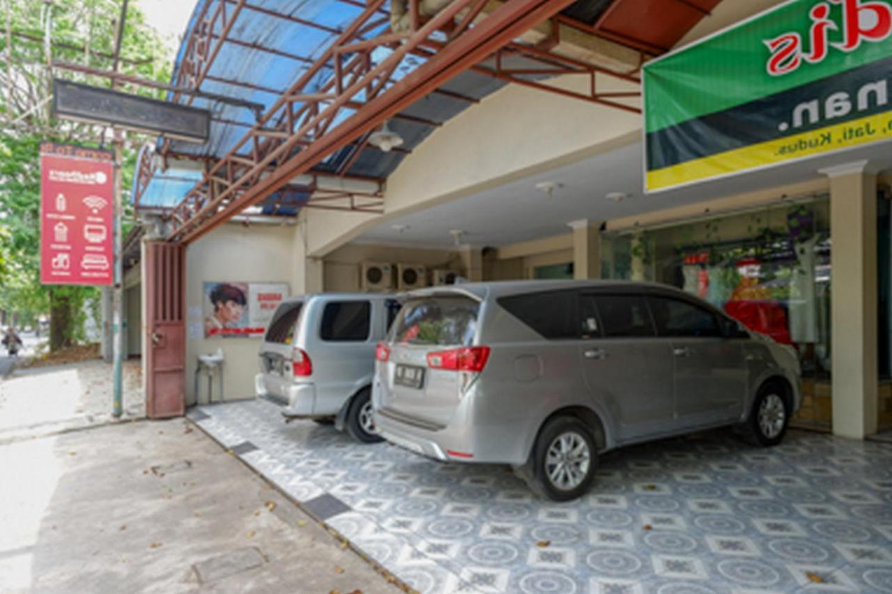 Hotel Reddoorz Near Rsud Kudus Zewnętrze zdjęcie