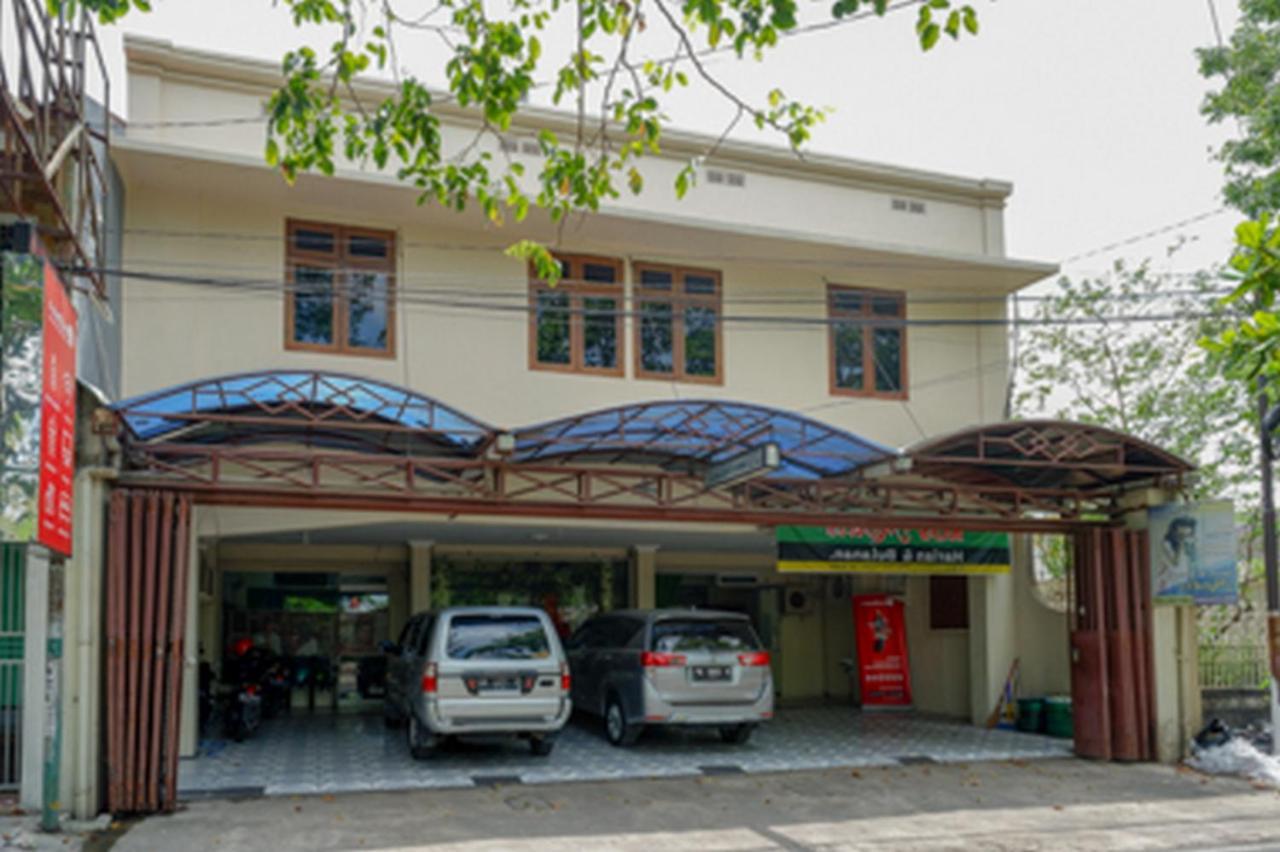 Hotel Reddoorz Near Rsud Kudus Zewnętrze zdjęcie